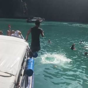 Meet your Posher, Tiffany